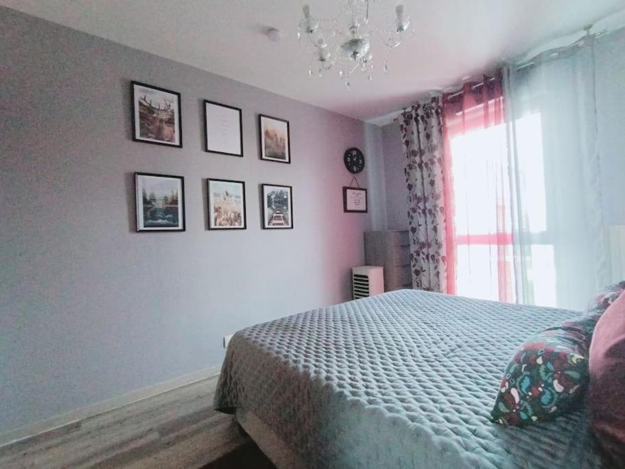 Appartement 4 Pieces - La Rose Des Yvelines - Classe 3 Etoiles Trappes Εξωτερικό φωτογραφία