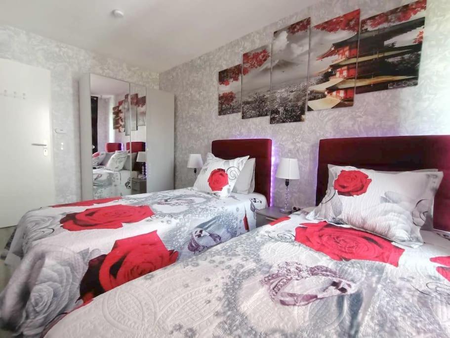 Appartement 4 Pieces - La Rose Des Yvelines - Classe 3 Etoiles Trappes Εξωτερικό φωτογραφία